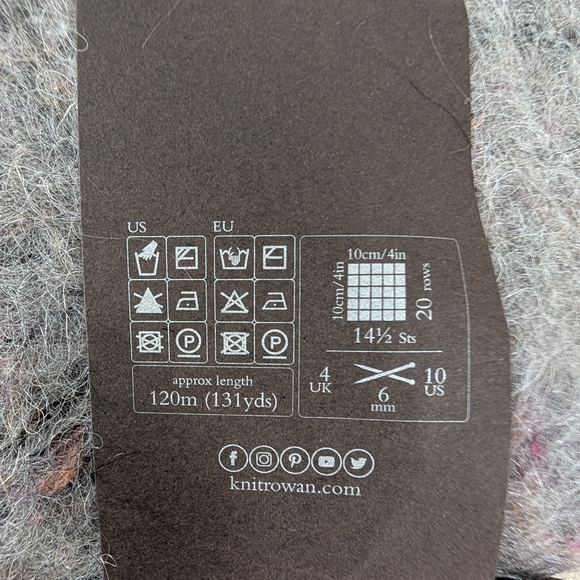 9 x Rowan Tweed Haze Yarn Skiens in Grey and Navy, Mohair Alpaca - Picture 4 of 10